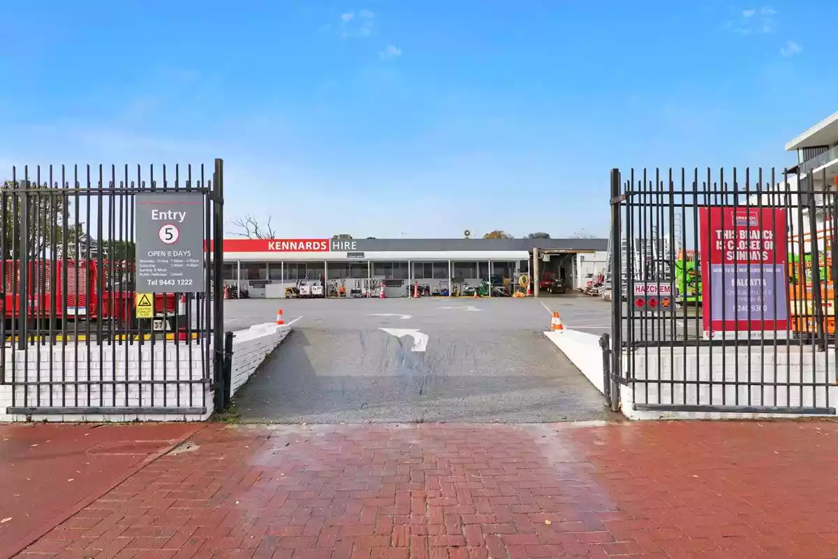 368-372 Charles Street