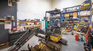 North Vancouver - Manufacturing