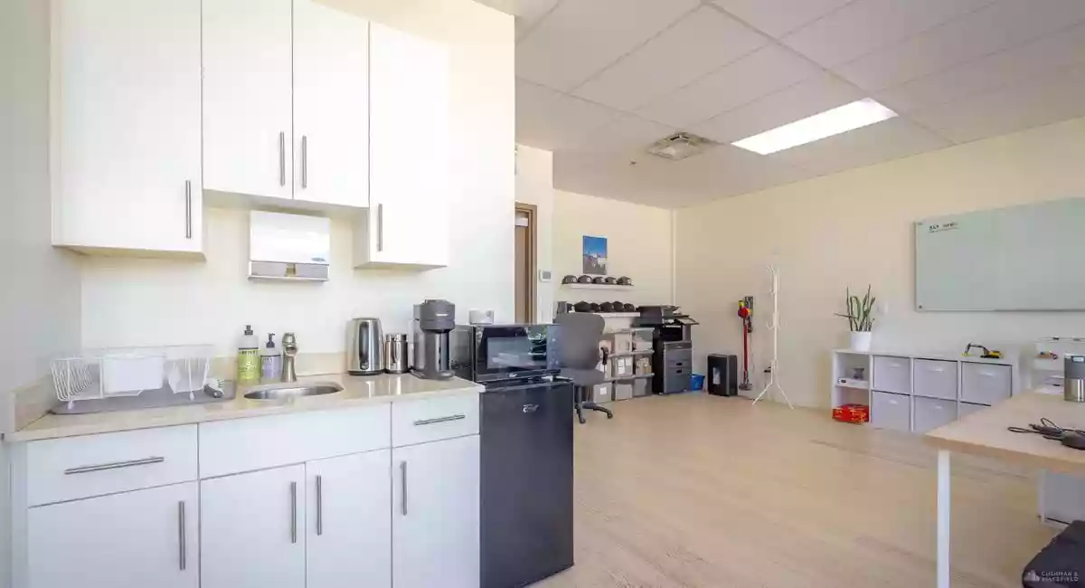 North Vancouver - Manufacturing