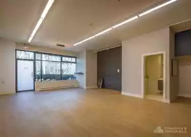 North Vancouver - Warehouse/Distribution