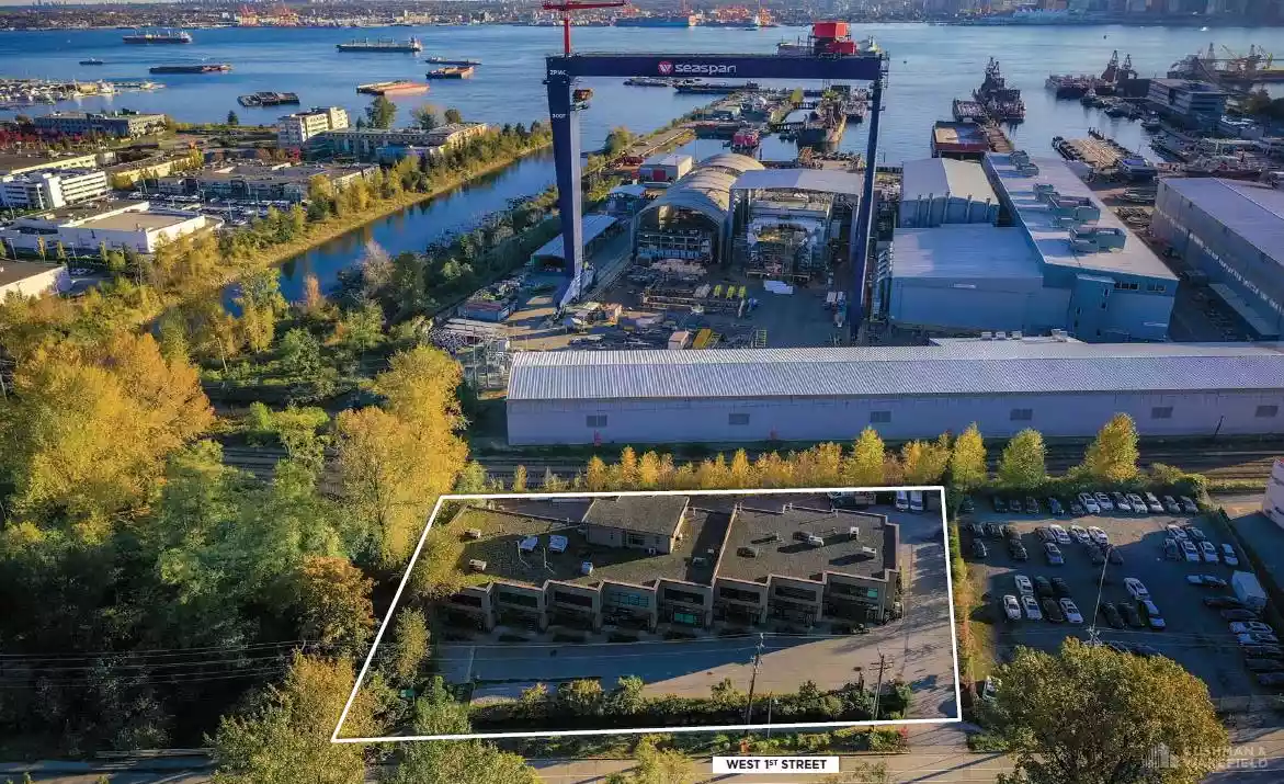 North Vancouver - Warehouse/Distribution