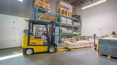 North Vancouver - Manufacturing