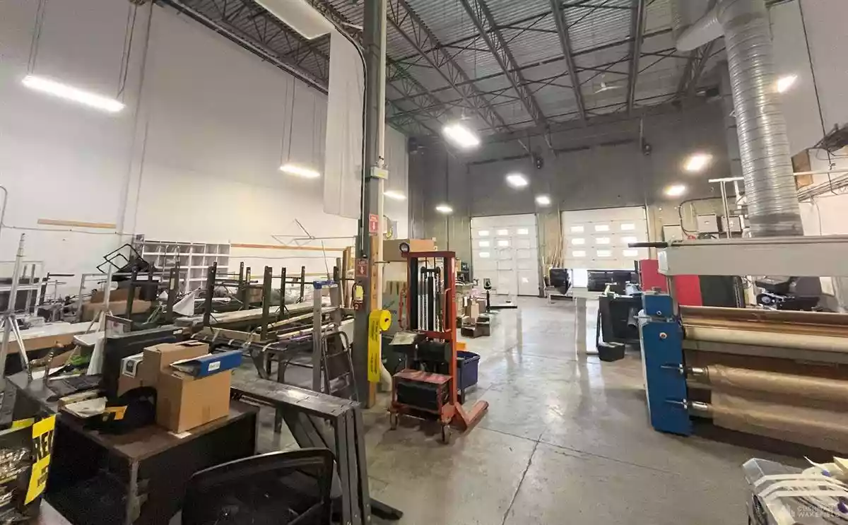 Vancouver - Warehouse/Distribution