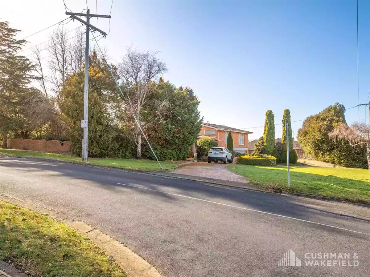 2 Balmoral Street