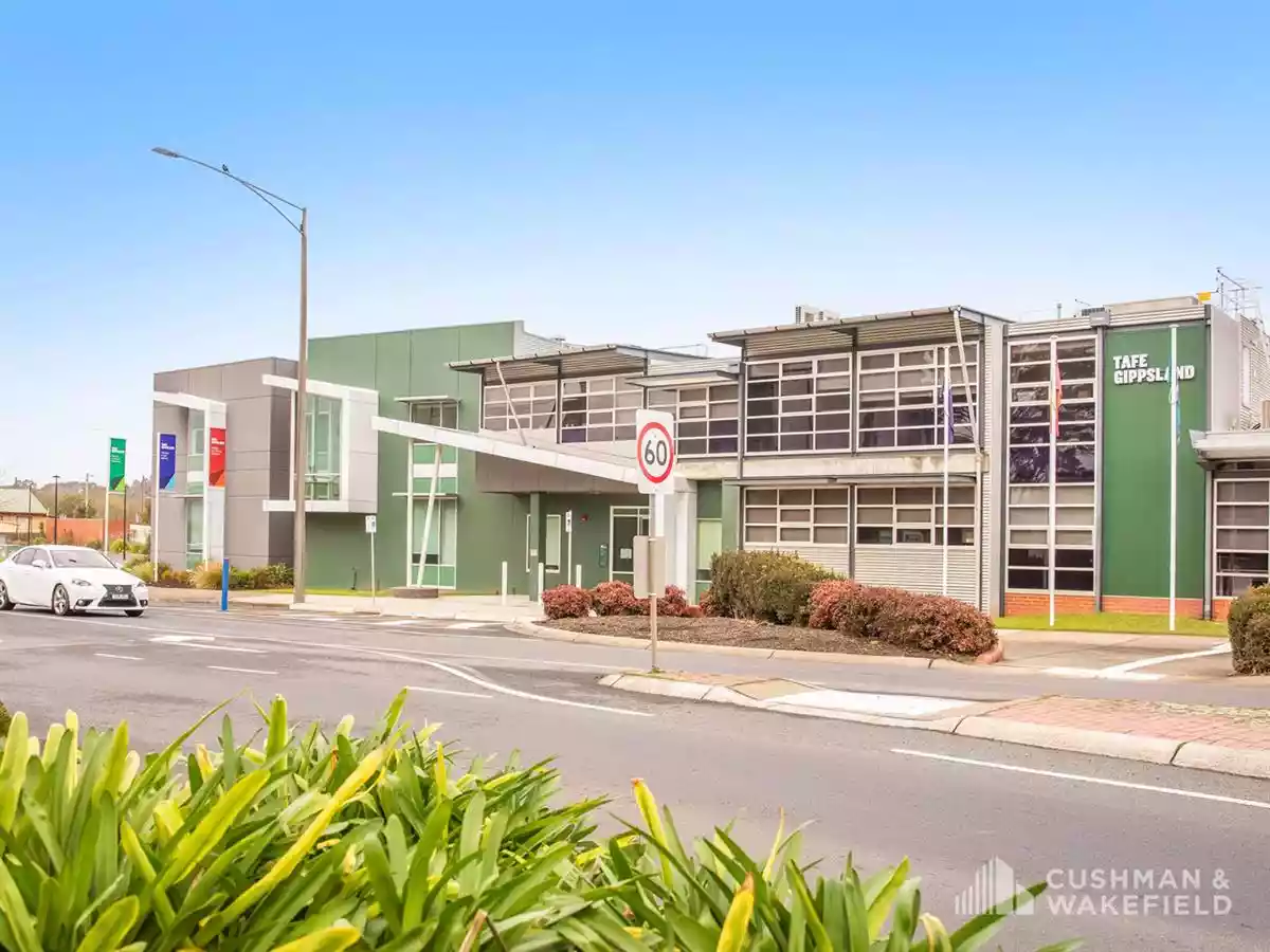 2 Balmoral Street