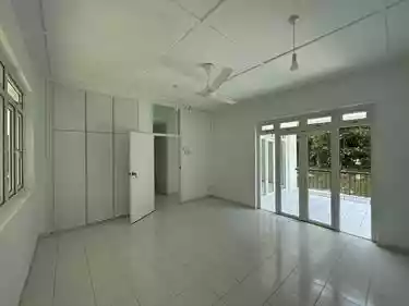 8 Maidstone Road