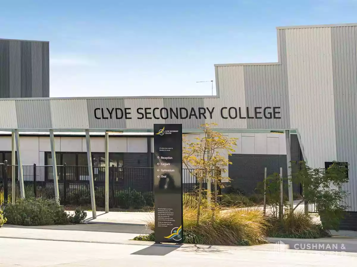 230 Clyde-Five Ways Road