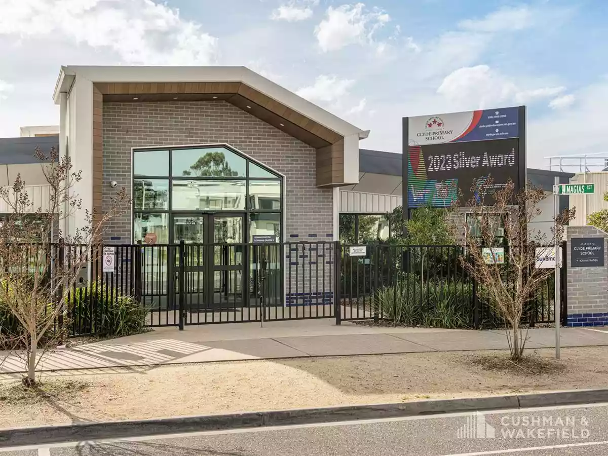 230 Clyde-Five Ways Road