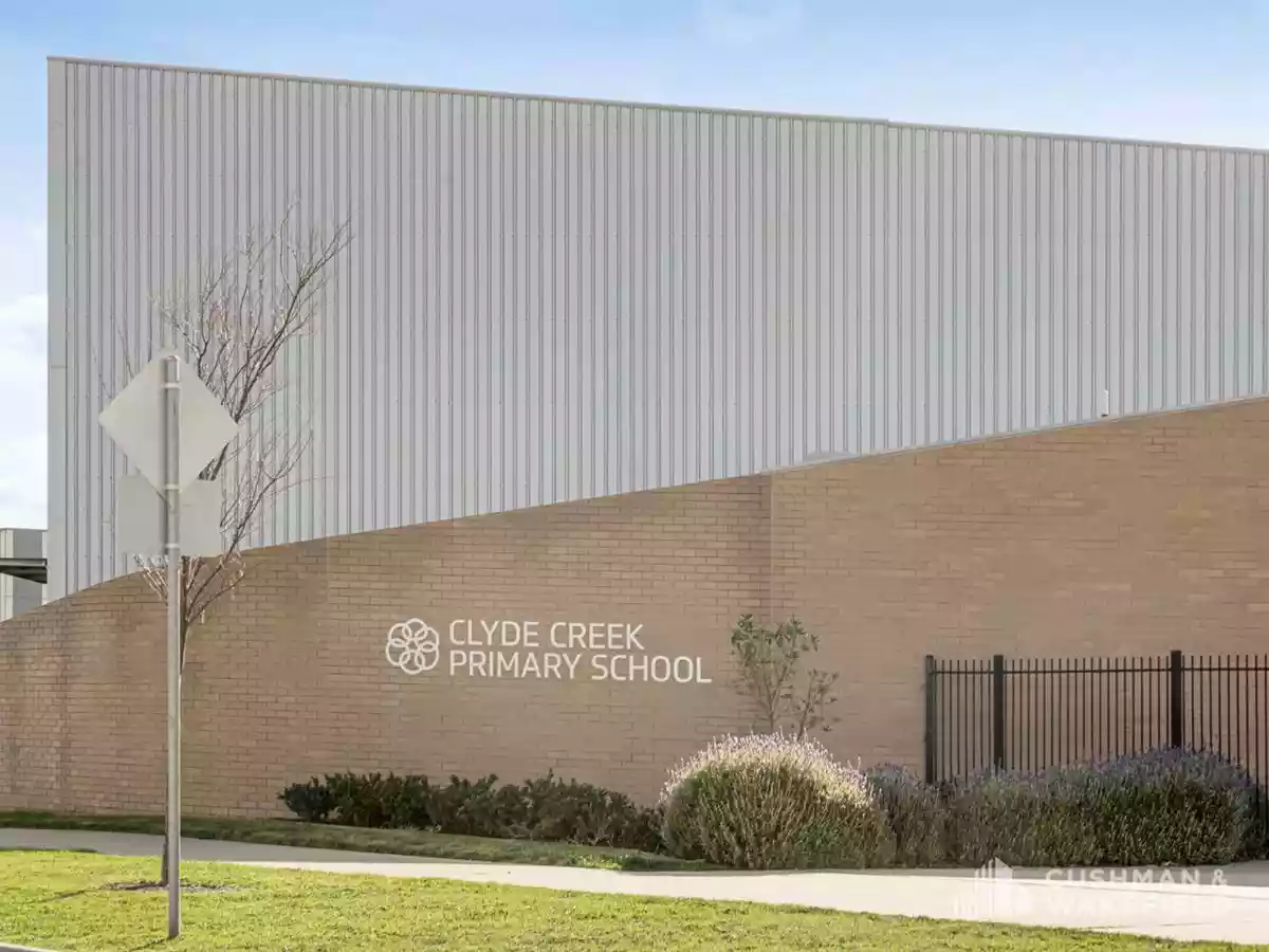 230 Clyde-Five Ways Road