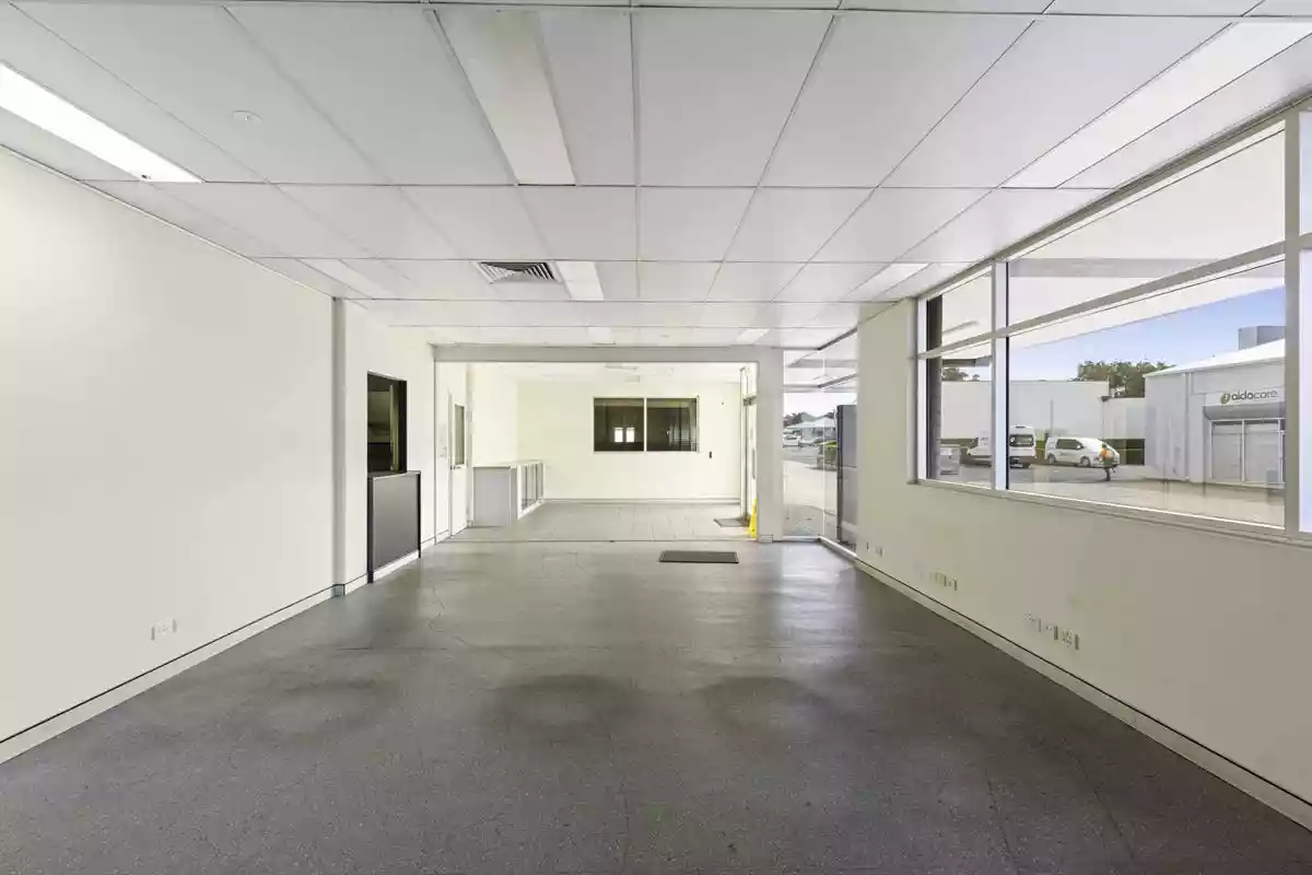 Building 3/126-134 Anzac Avenue