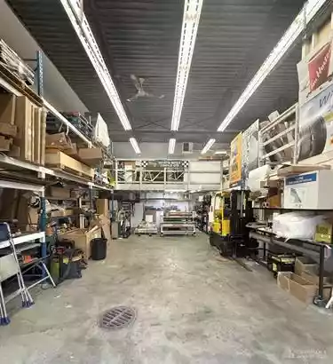 Burnaby - Warehouse/Distribution