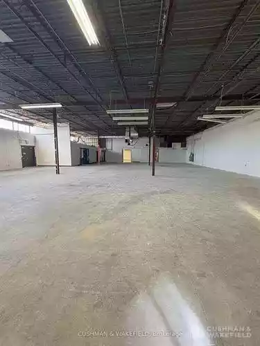 North York - Warehouse/Distribution