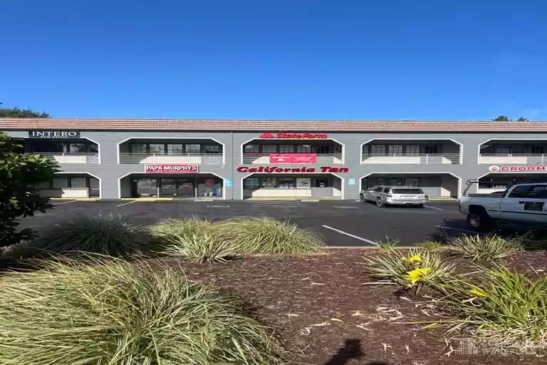 Auburn - Anchored Strip Center