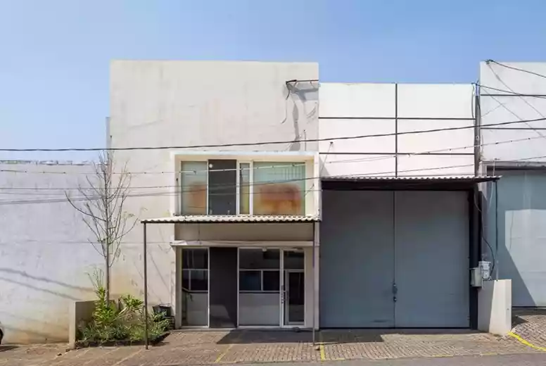 arehouse For Sale on Blok D, Komplek Pergudangan KL Bizhub, Malang