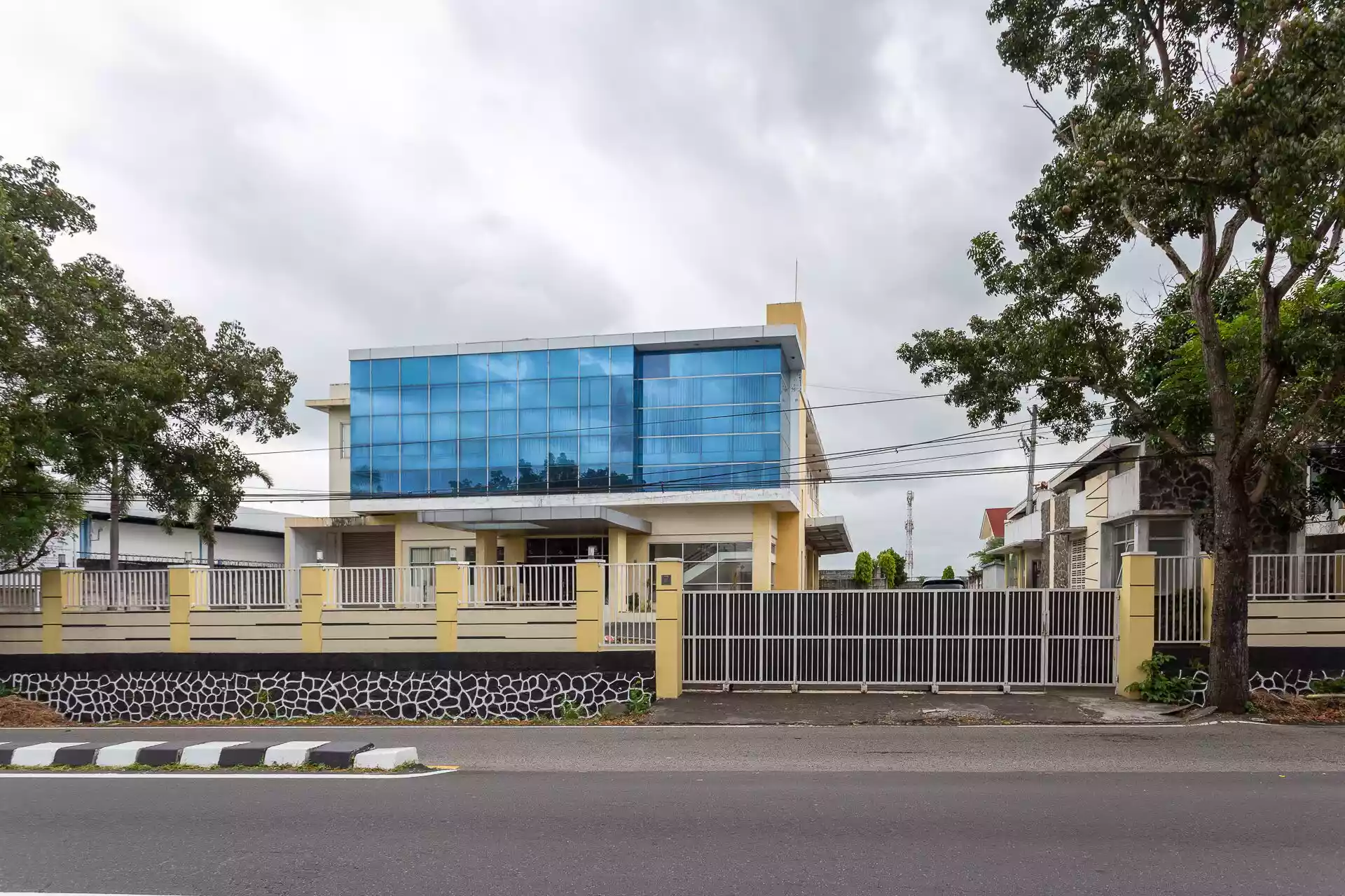 Warehouse For Sale on on Jl. Ring Road Barat