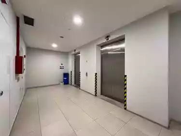 Strata Unit At CT Hub