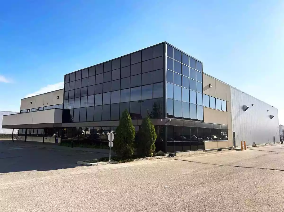 Calgary - Warehouse/Distribution