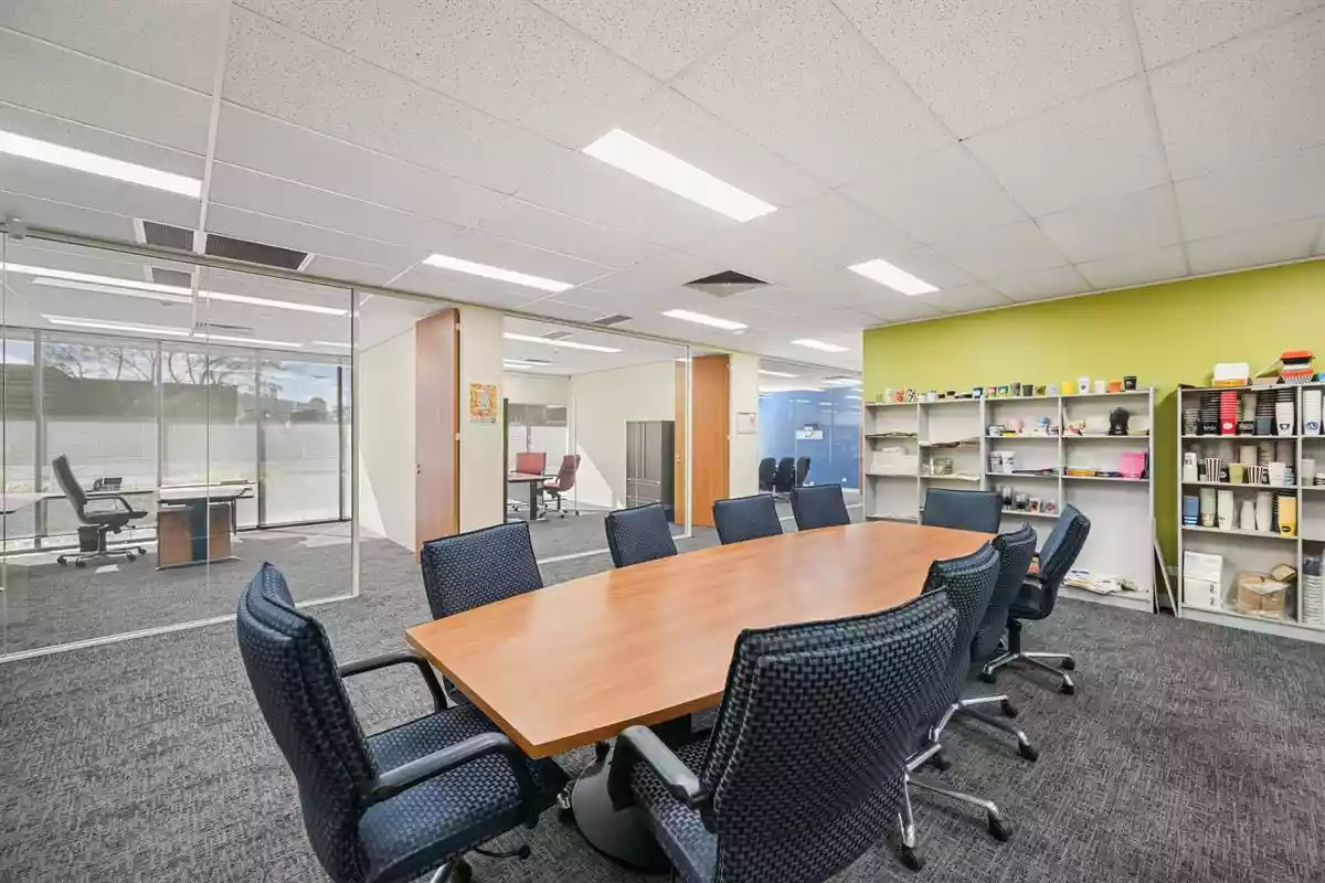 110-112/Fairbank Road