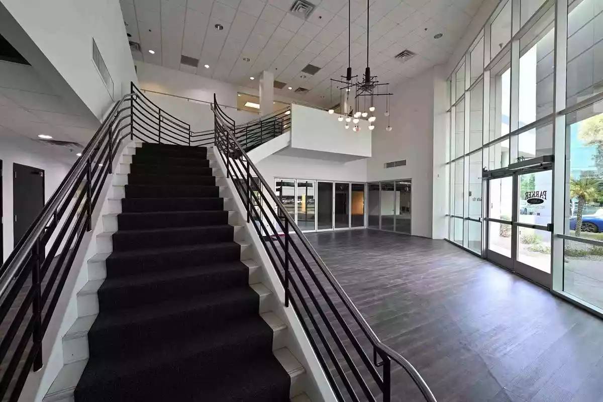 Building Interior Lobby Photo
