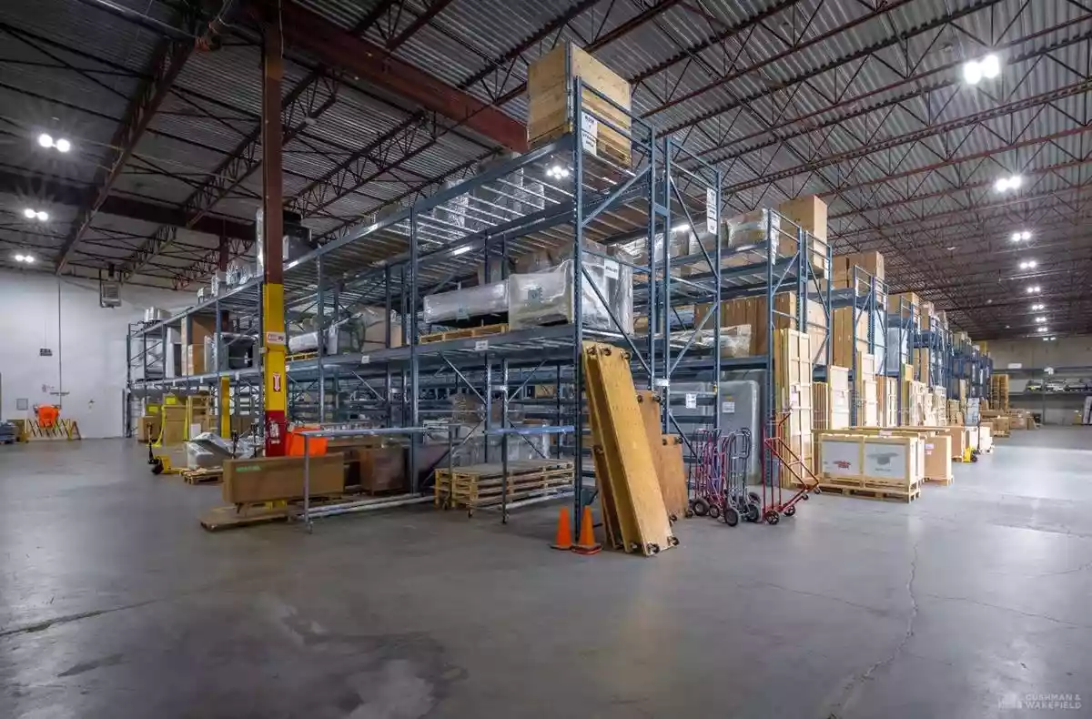 Coquitlam - Warehouse/Distribution