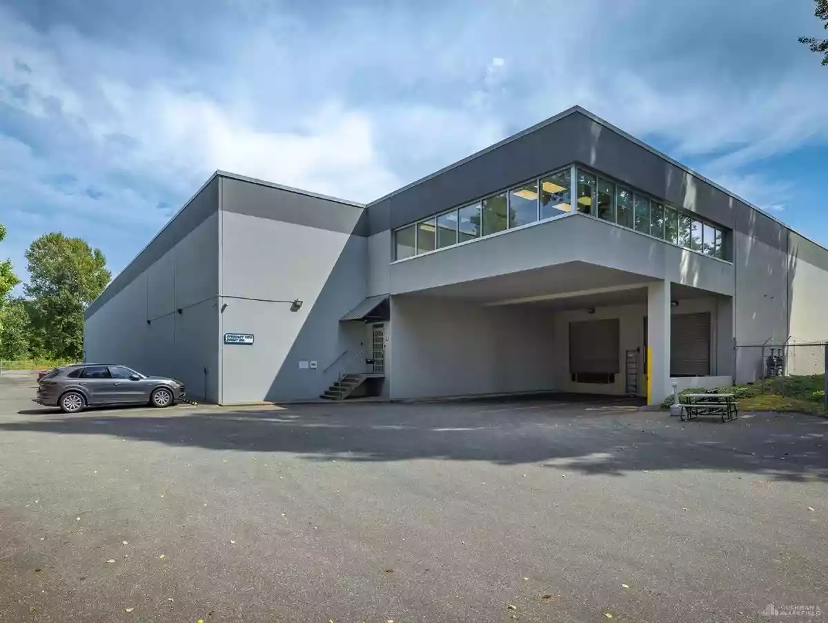 Coquitlam - Warehouse/Distribution