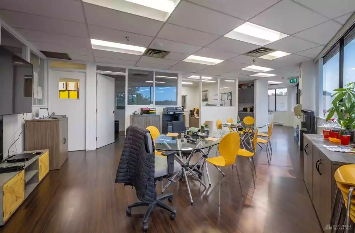 Coquitlam - Warehouse/Distribution