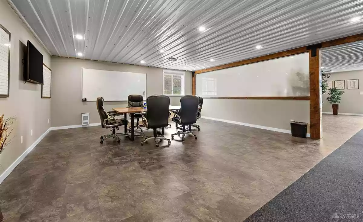 Kamloops - Warehouse/Distribution