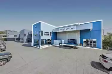 1&2/180 Northgate Road