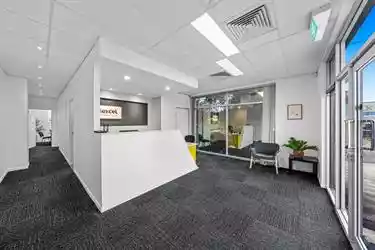 1&2/180 Northgate Road