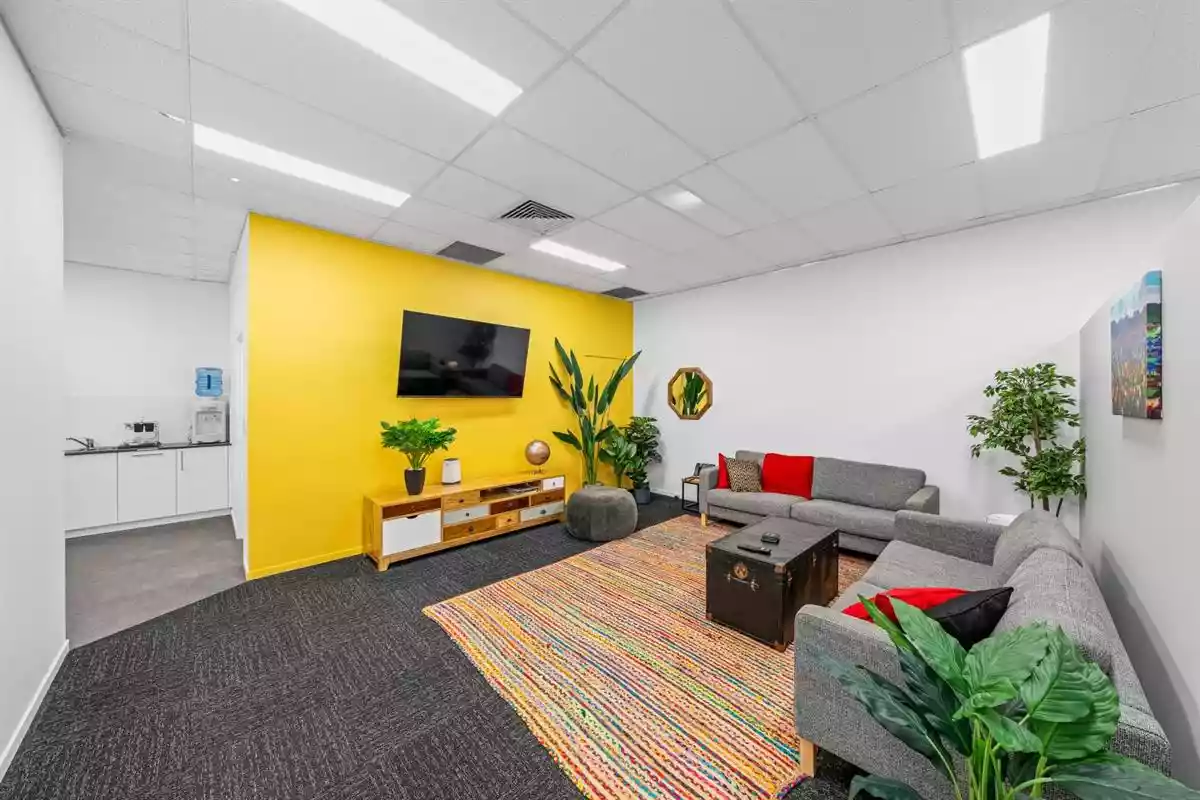 1&2/180 Northgate Road