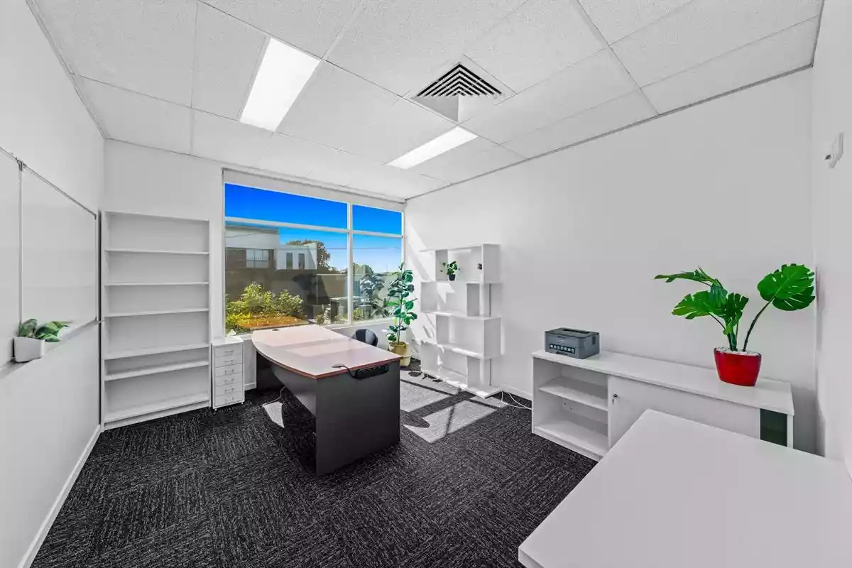 1&2/180 Northgate Road