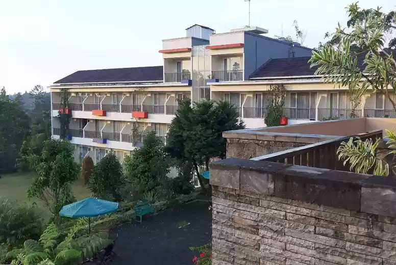 Hotel 2