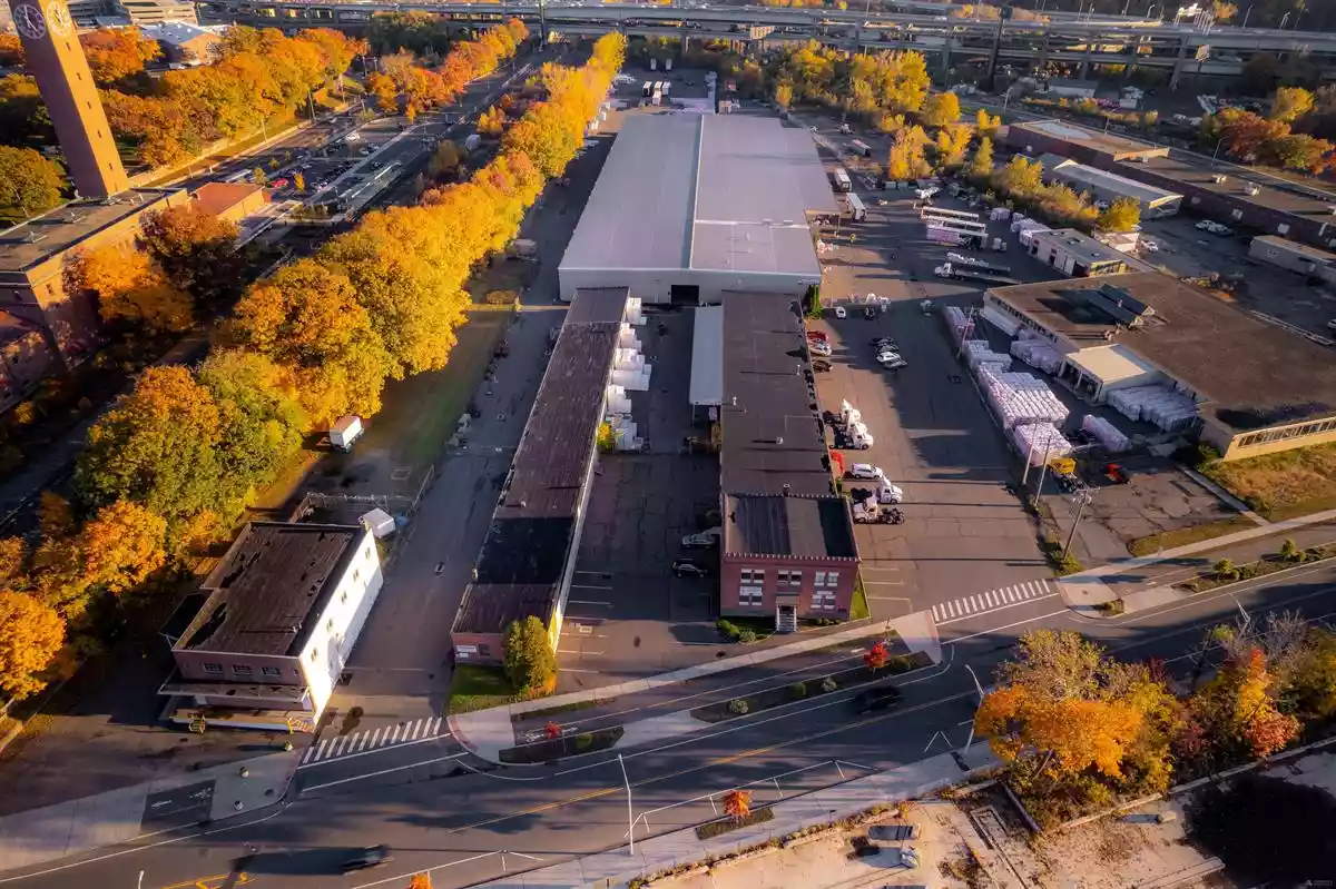Waterbury - Warehouse/Distribution