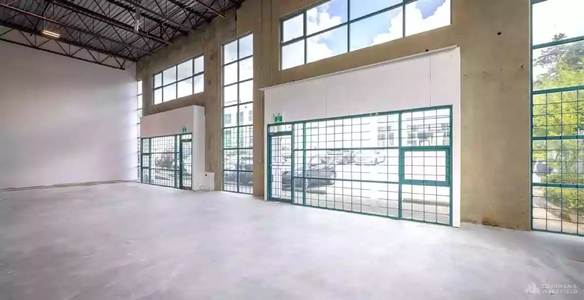 Burnaby - Warehouse/Distribution