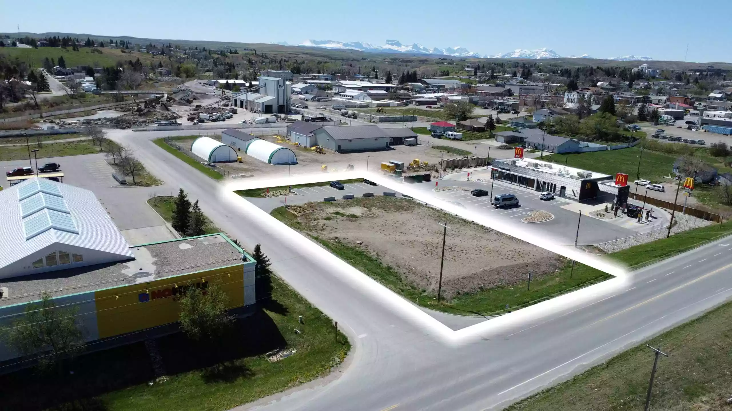 111 2nd Street E Cardston Retail Space for Lease