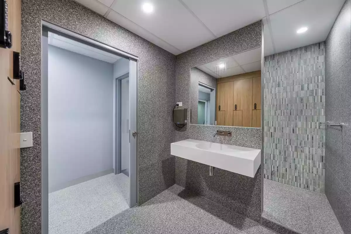 4 - 12 Amsterdam Street