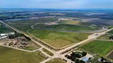 LaSalle - Land