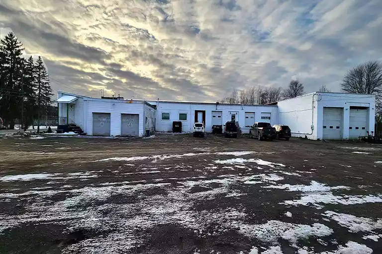 A1- 191 Border City Road