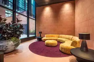 54 Wellington Street