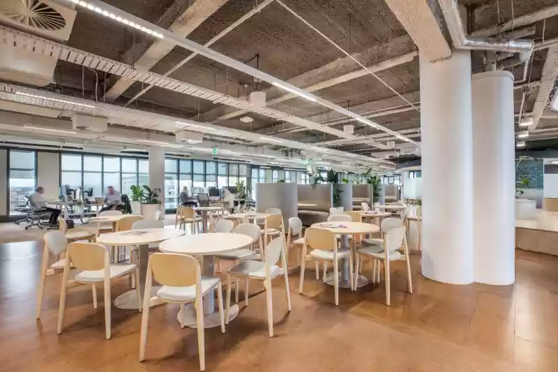 54 Wellington Street