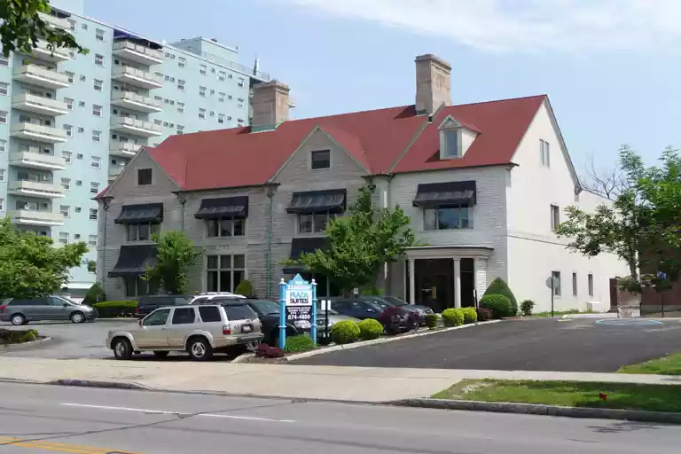 A1-1207 Delaware Avenue