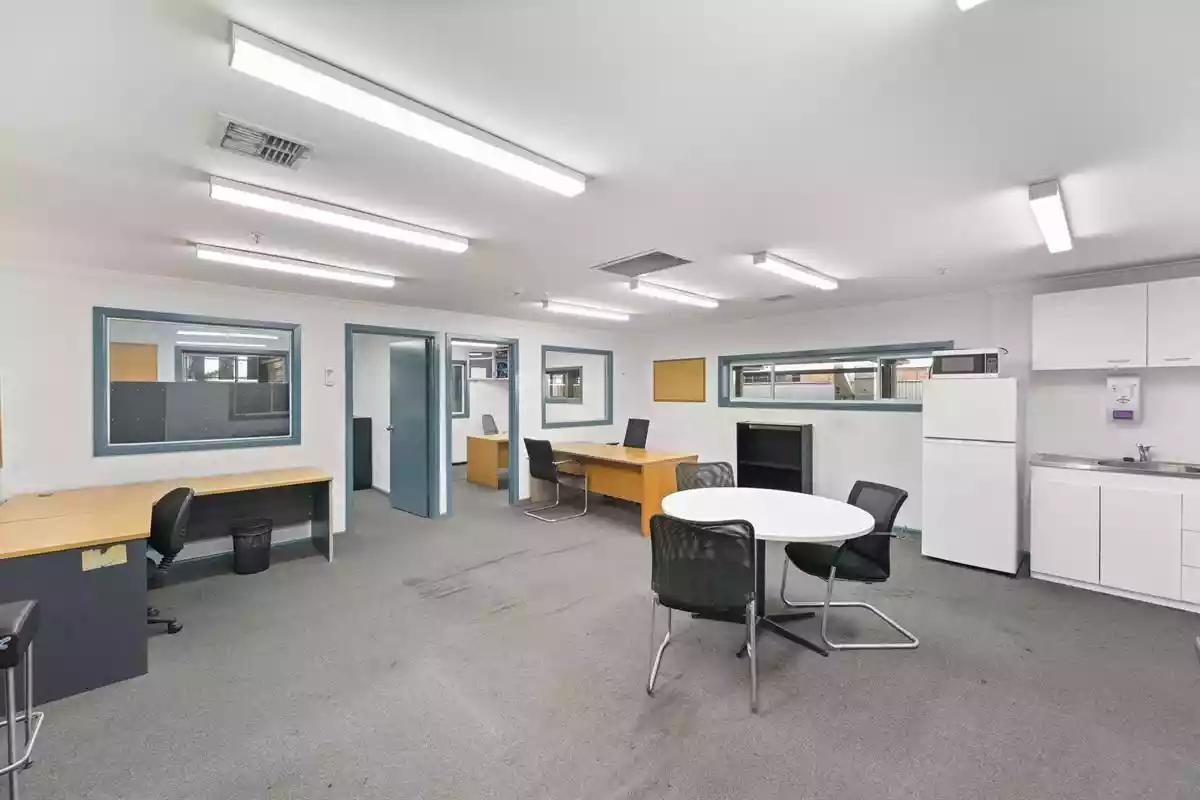31-49 Browns Rd