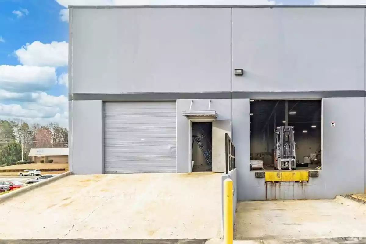 Greensboro - Warehouse/Distribution