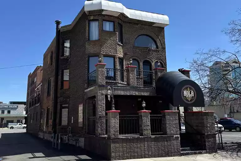 A1-297 Franklin Street