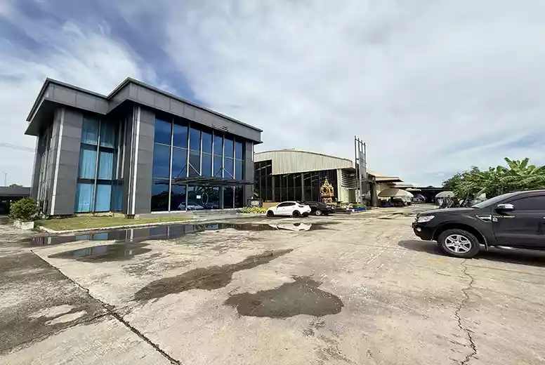 Factory for Sale 4,135 sqm. at Lum Luk Ka, Pathum Thani exterior