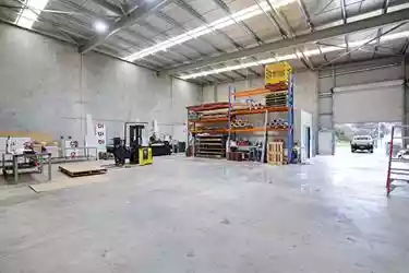 Unit 1/915 Cockburn Road