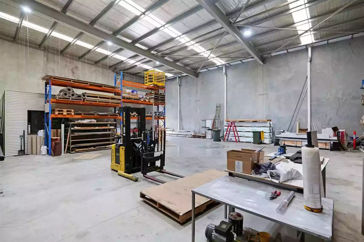 Unit 1/915 Cockburn Road