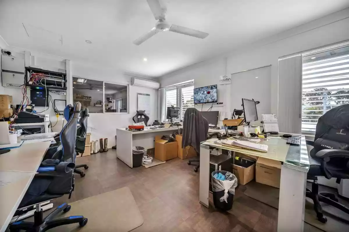 1505 Botany Road
