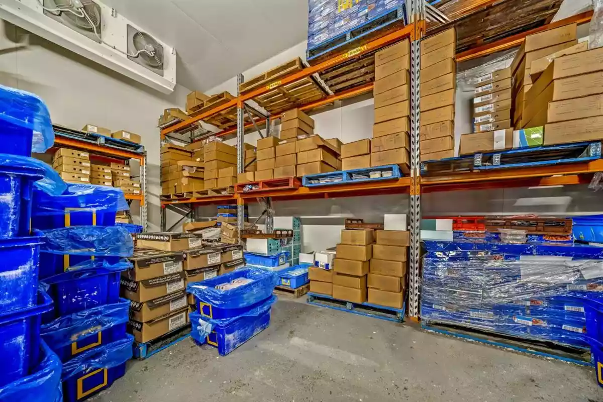1505 Botany Road