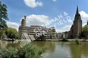 Place Eugène Flagey, 18
